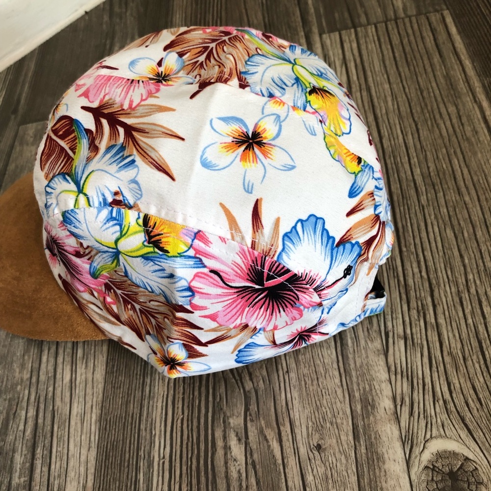 Free press hat 🧢 - Picture 3 of 7